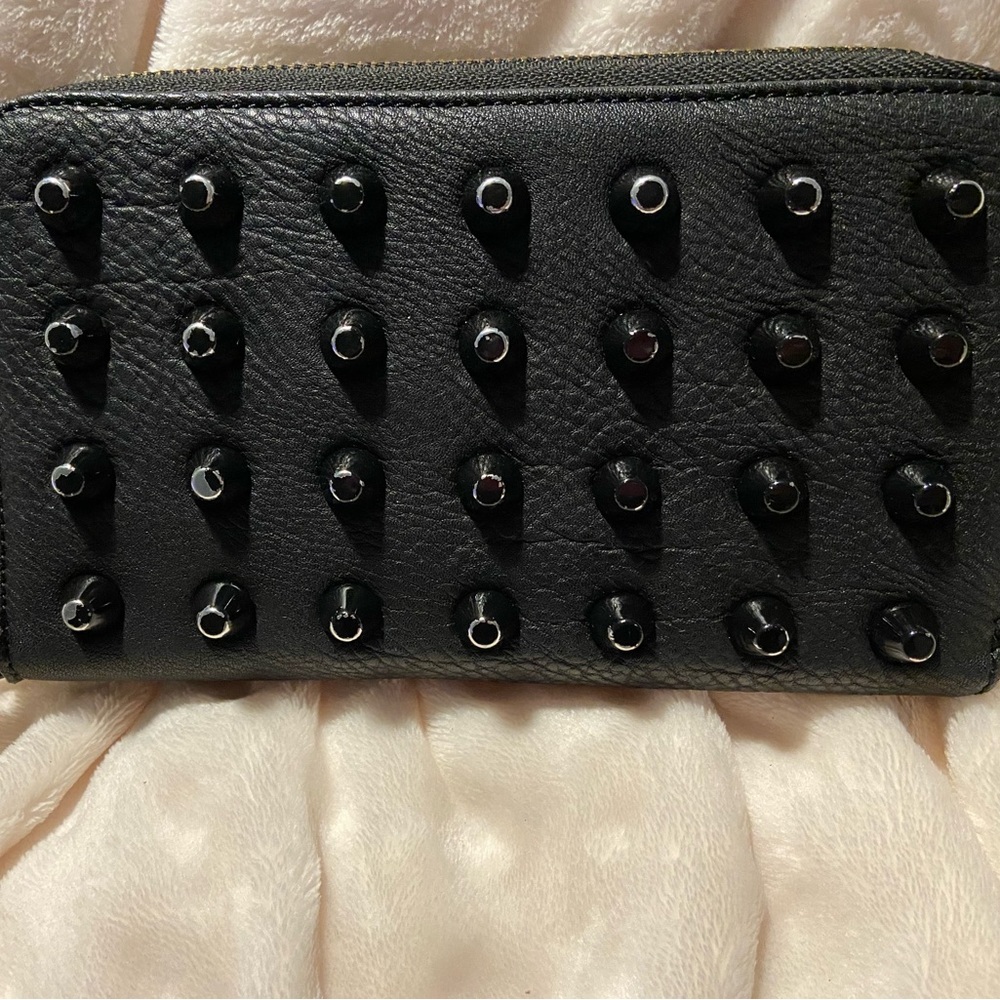 Traci Lynn Wristlet Black Studd